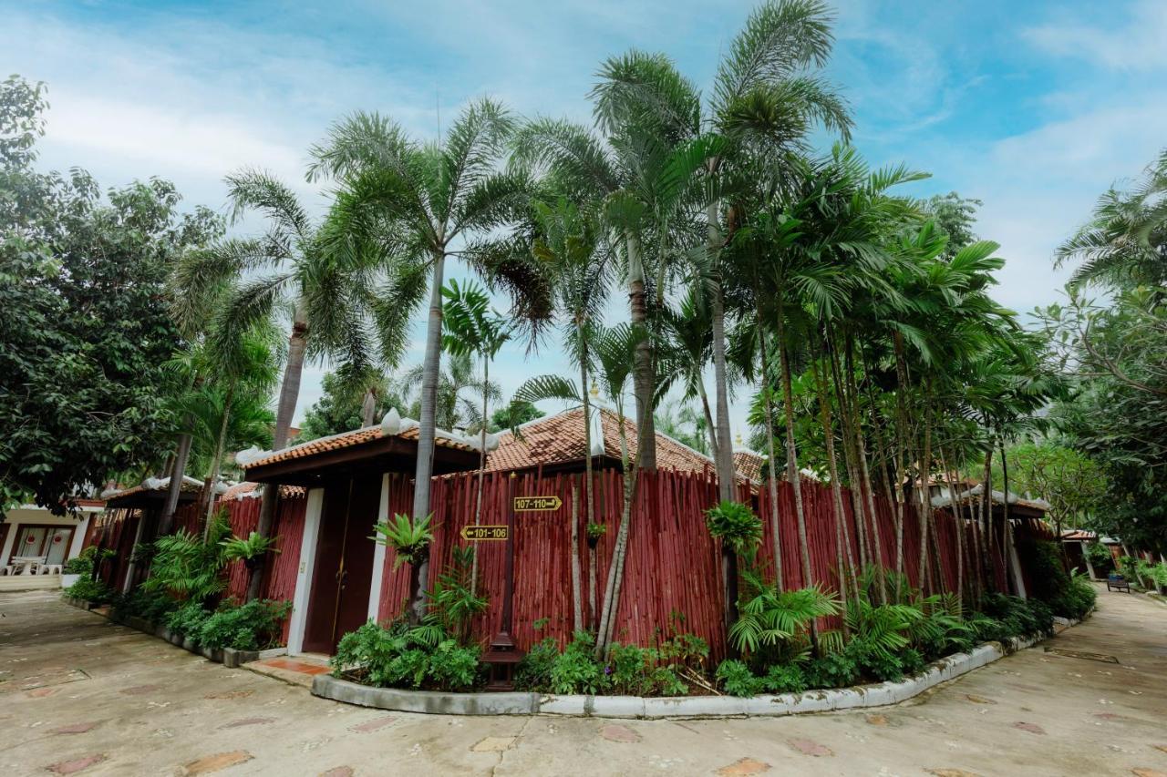 Villa Raya Resort Private Pool Villas Pattaya Exterior photo